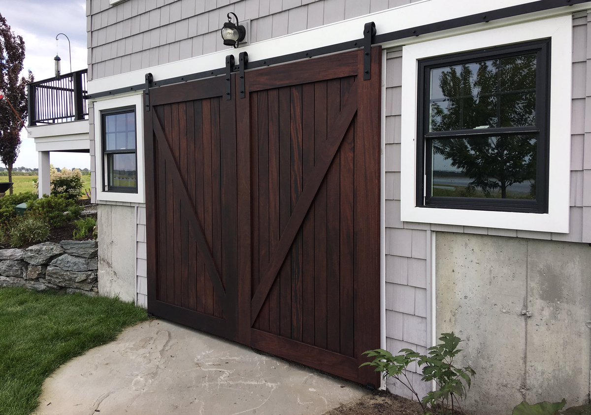 ABCraftsman's tweet photo. Custom Exterior Mahogany Barn Doors Installed for an awesome client!!! #Portland #Maine #barndoors https://t.co/ntScw6hZnj