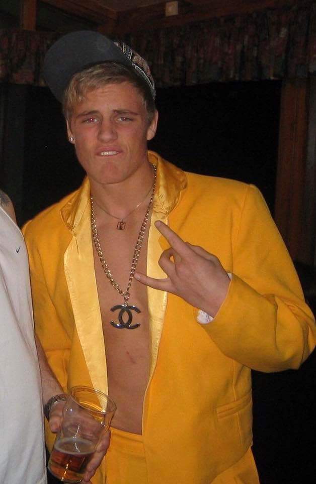 I'll just stick this pic of <a href="/GunniNelson/">Gunnar Nelson</a> here for the birthday lols