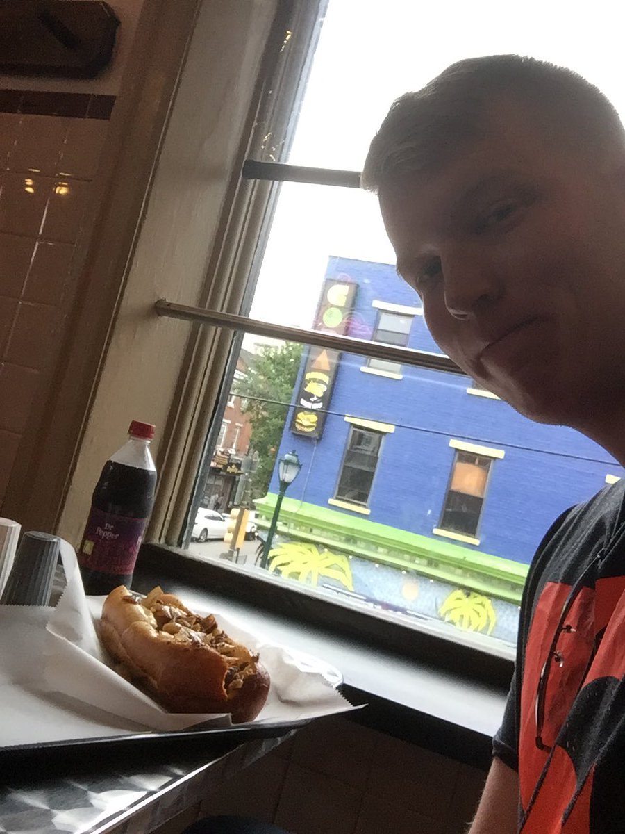 SethDGreenlee's tweet photo. When in Philly... #Cheesesteak #Onewit #phillyadventure https://t.co/4O4fy0H5FY