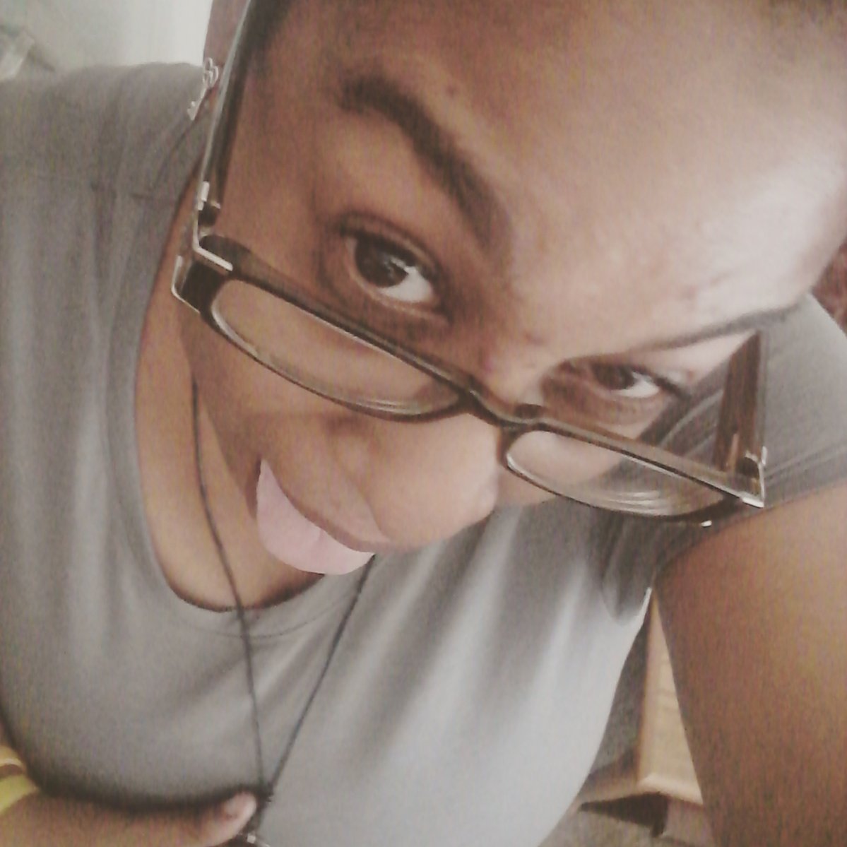 Swirly_C_702's tweet photo. Blahhh........😜😜😜
#TFFTH 👑💋👑 https://t.co/VTQz7LefkV