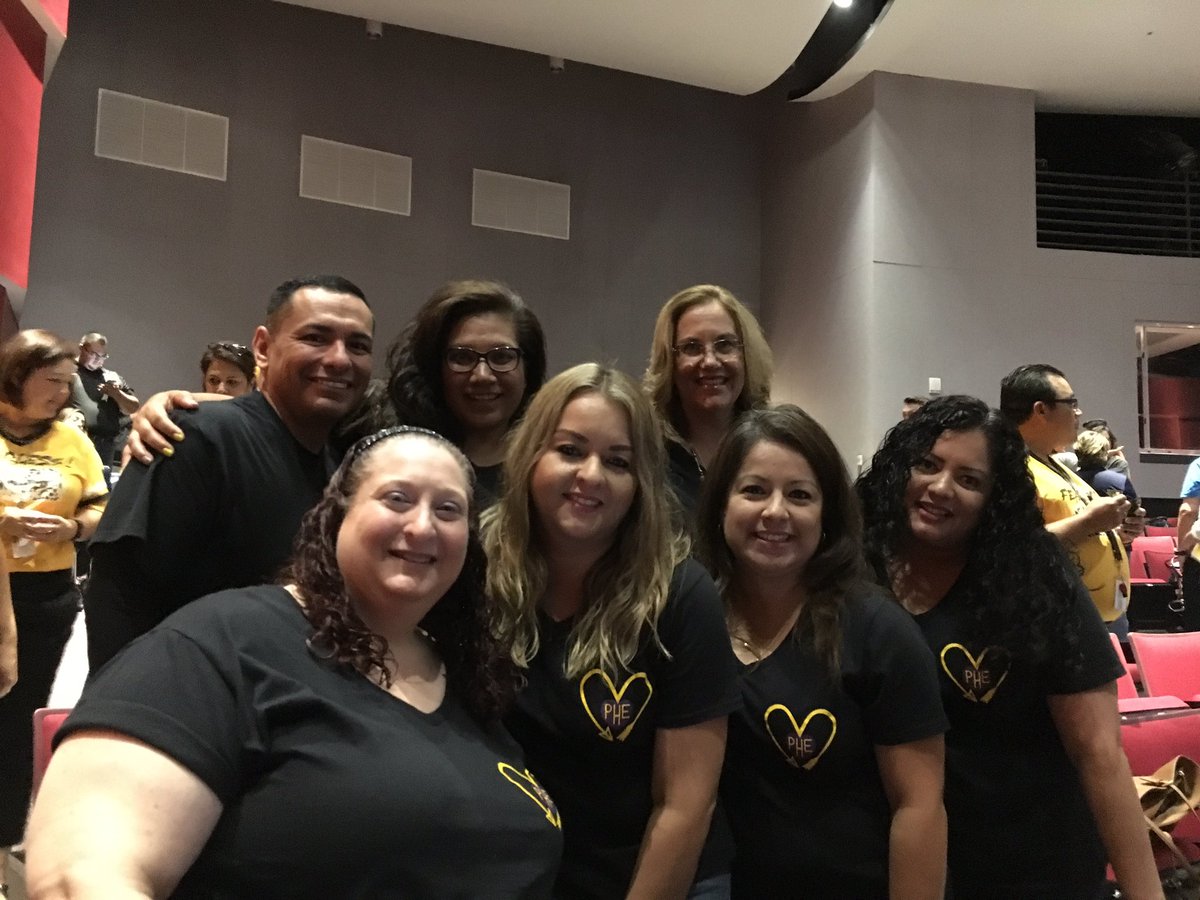 Nancy Mendoza (NancyMe83440509) Twitter