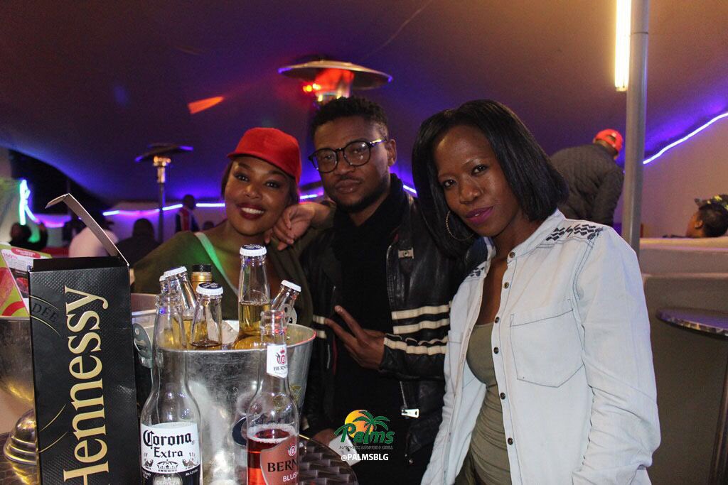PalmsBLG's tweet photo. Unapologetically living living life without much fears.
#UltimateFriday 🔥🔥
#PalmsBLG
#PalmsExperience
#EkasiExperience https://t.co/xjBdvTwtp7