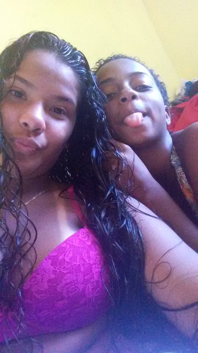 tremsoueu's tweet photo. Mnh pão carecaaaa❤❤ #Merielle https://t.co/OWmJpC5Urd