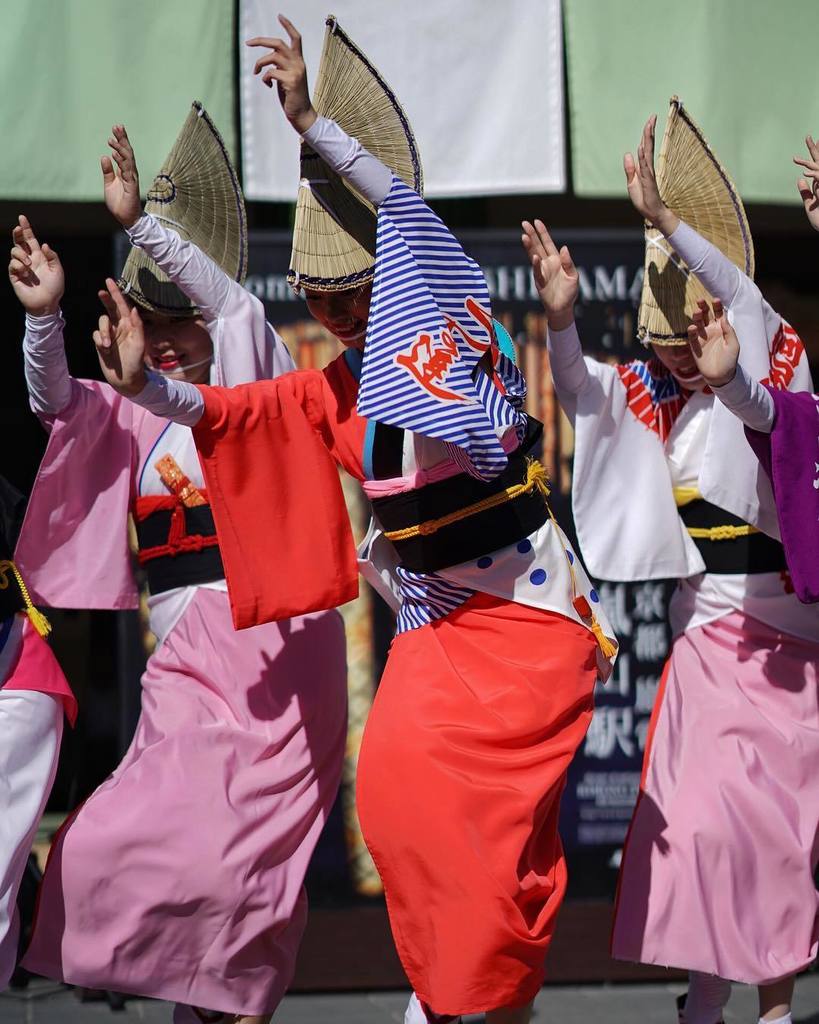 Awaodori_Fools's tweet photo. この踊り子さんの写真も多いかもしれない!動きにメリハリがついてて素敵です👍
2017.06.04 阿波おどり振興協会@嵐山
#水玉連 #阿呆連 #のんき連 #阿波おどり振興協会 #阿波おどり #阿波踊り #あわおどり #awao… https://t.co/QUvGunZv20 https://t.co/9F3Rka6S2o