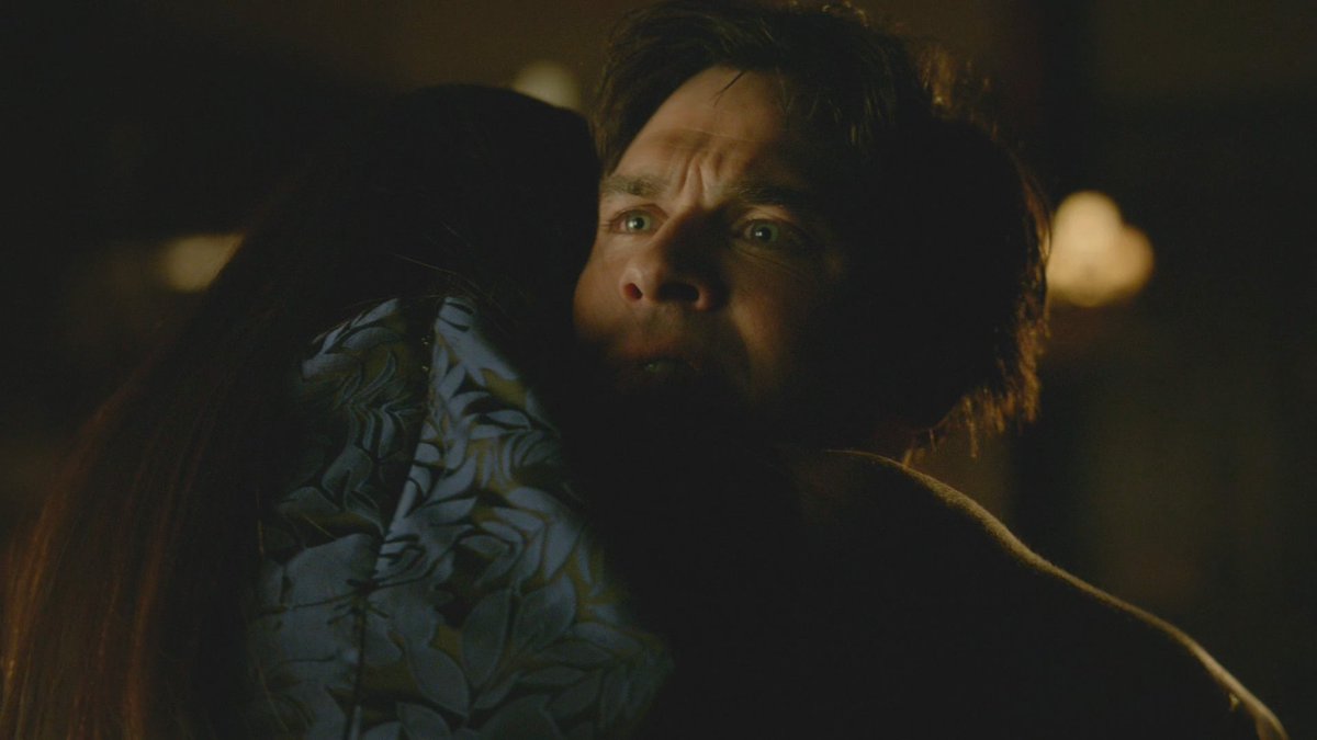 Kasumigs's tweet photo. 5x16 You should've been the one that noticed 
8x16 Damon knew it wasn't Elena the moment he hugged Katherine https://t.co/dBiBx9Ky9I