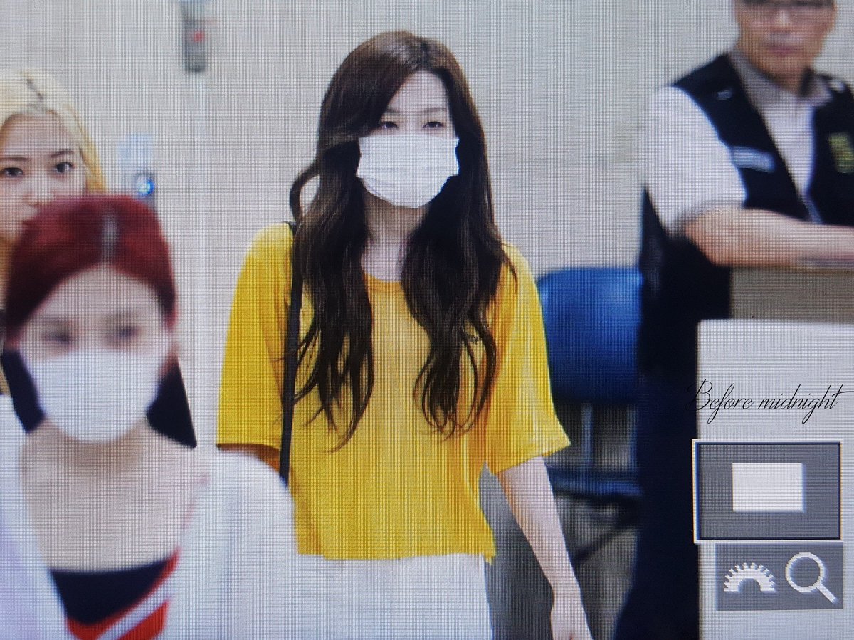 BFmidnight's tweet photo. 170729 레드벨벳 #RedVelvet 슬기 김포공항 입국 프리뷰 https://t.co/hXt8vKTg2D
