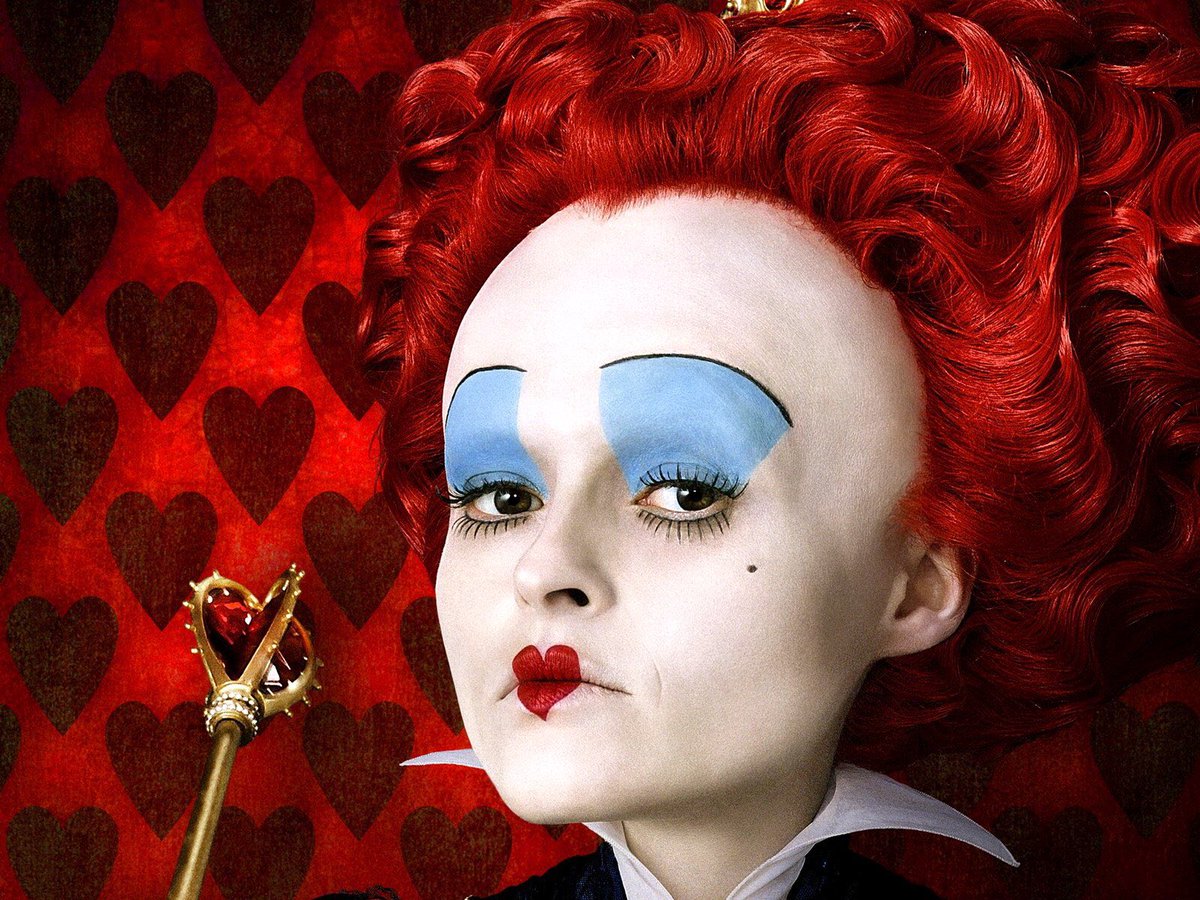 randomfromshou's tweet photo. The queen of hearts from #AliceinWonderland and the cowardly lion in #TheWizardlfOz make the clown in #IT #movieconspiracy #conspiracytheory https://t.co/6xpqWVd6Dr