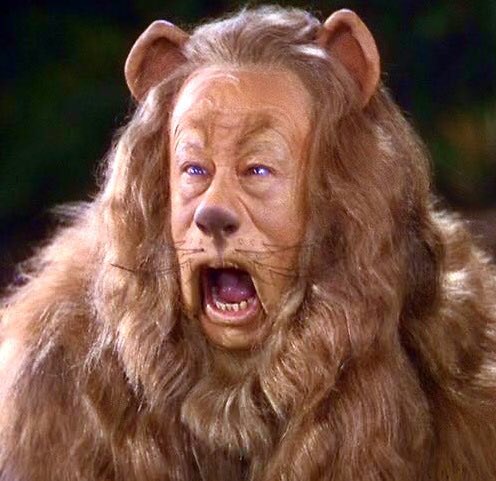 randomfromshou's tweet photo. The queen of hearts from #AliceinWonderland and the cowardly lion in #TheWizardlfOz make the clown in #IT #movieconspiracy #conspiracytheory https://t.co/6xpqWVd6Dr