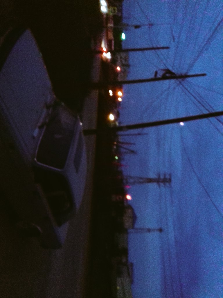 andry_shenka's tweet image. ☝🏃🚓