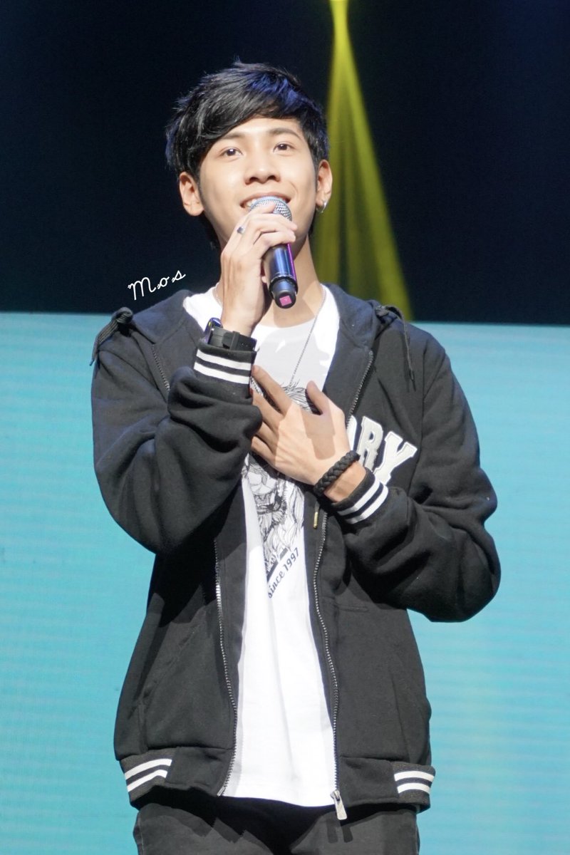 7_NewM's tweet photo. Happy birthday dear Singto! @stjinx_maya 
Hope u always have the sweetest smile
Love U~ (•ૢ⚈͒⌄⚈͒•ૢ) 
#SingtoParchaya 
#HBD23rdSingtoPrachaya https://t.co/xx0ZQhtpgS