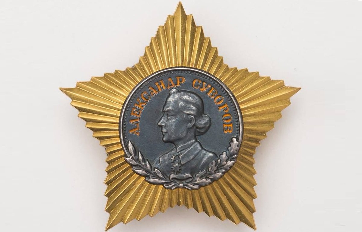 Voina_41_45's tweet photo. 29 июля 1942 учреждены ордена Суворова, Кутузова и Александра Невского https://t.co/vUKnnq4Evb