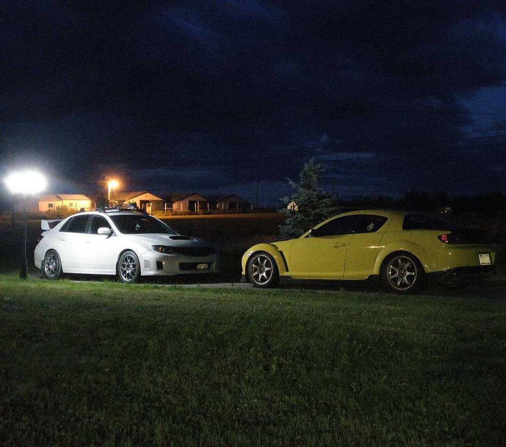 JustinCYYu's tweet photo. Night shot! #mazda #mazdastatus #maritimemodified #stanceeast #rx8  #subaru #impreza #wrxsti #boosted #boostedlife https://t.co/7Gt4Fvm9U7 https://t.co/uNGsGoLwU3