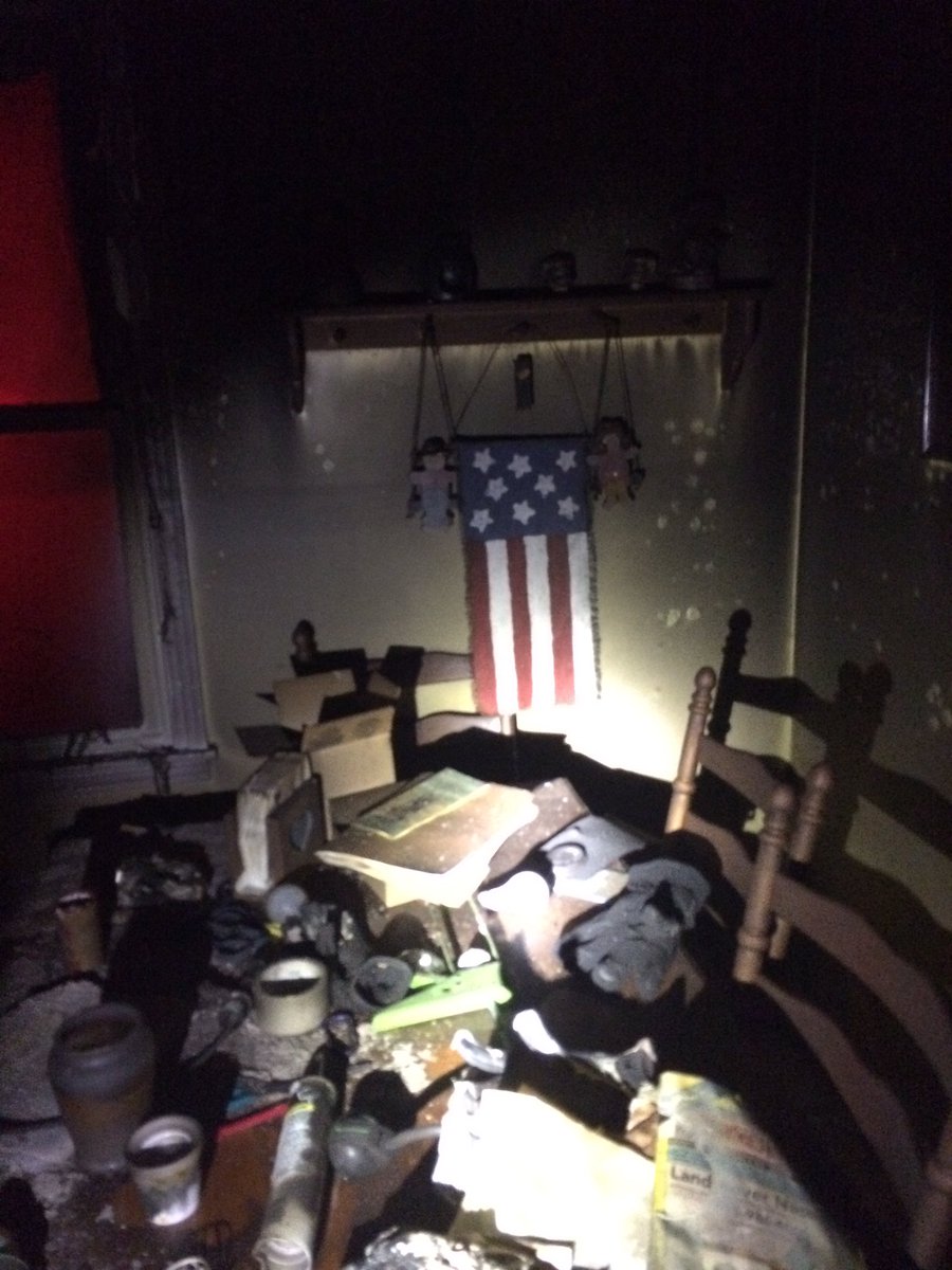 brocktata's tweet photo. Can you please say a prayer for me and my dad. I got a call last night from him saying "I caught the house on fire." The house I grew up in. https://t.co/tAfiBJYCpo