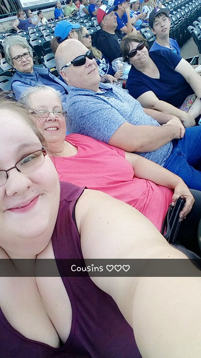 KSmith5489's tweet photo. Family time!! From Ft. Wayne to South Bend!! Lets take home this win #sbcubs #LetsGoCubs #LetsFlyThatW https://t.co/ynq2NjbVVP