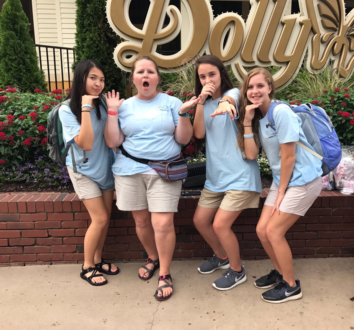 lcfilly's tweet photo. pt 2 w Jen!! https://t.co/H6EulS4tro