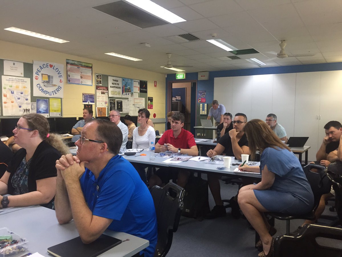 doogiegirl's tweet photo. QSITE FNQ proudly supports the Google CS4HS Arduino PD currently underway. https://t.co/pj3XGUukyG