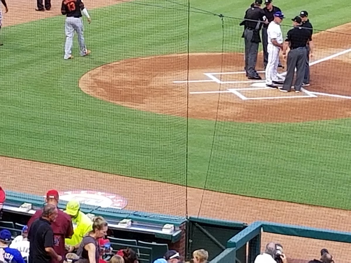 campbdj's tweet image. #Beltre shouldn't have a problem with the placement of the #ondeckcircle tonight. #CircleGate #Beltre3k @Rangers