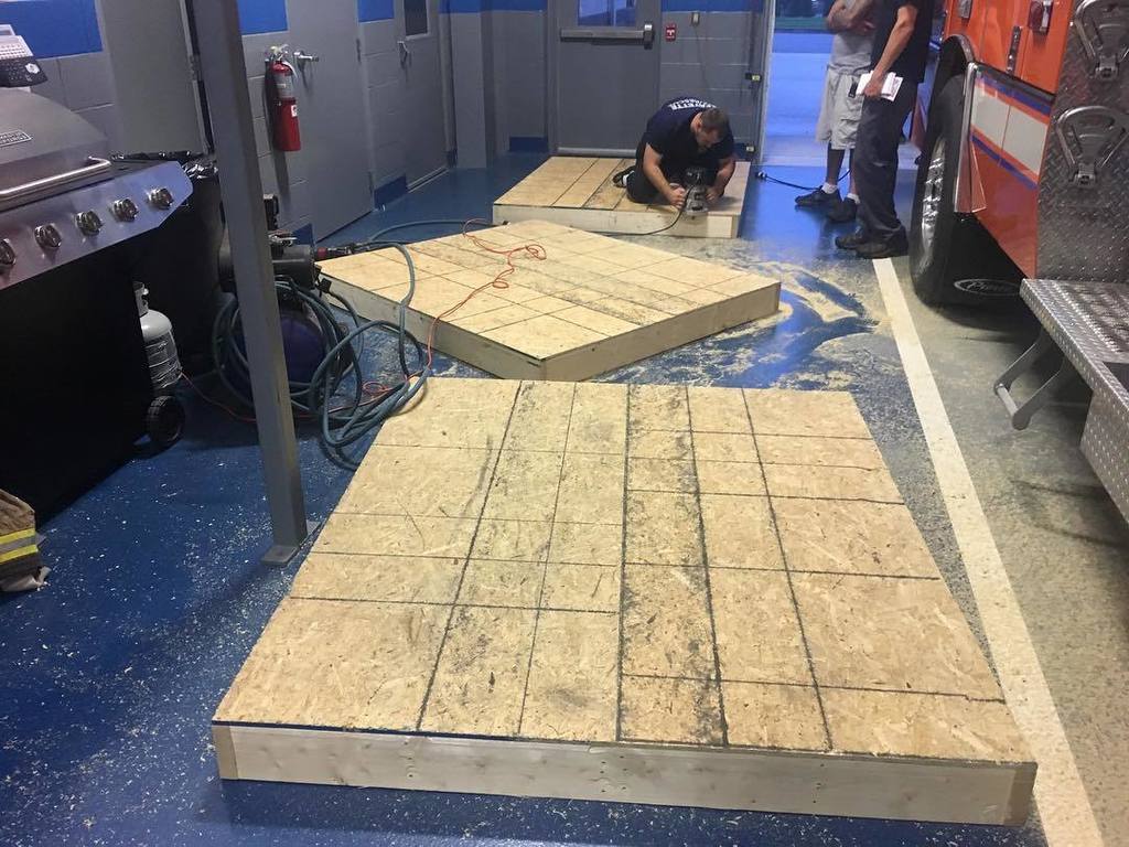 lafayettefire's tweet photo. Members spend the evening constructing a platform for our upstairs membership lounge. #LFC63 https://t.co/ayKNO38Ocy https://t.co/WHHTL1gwBn