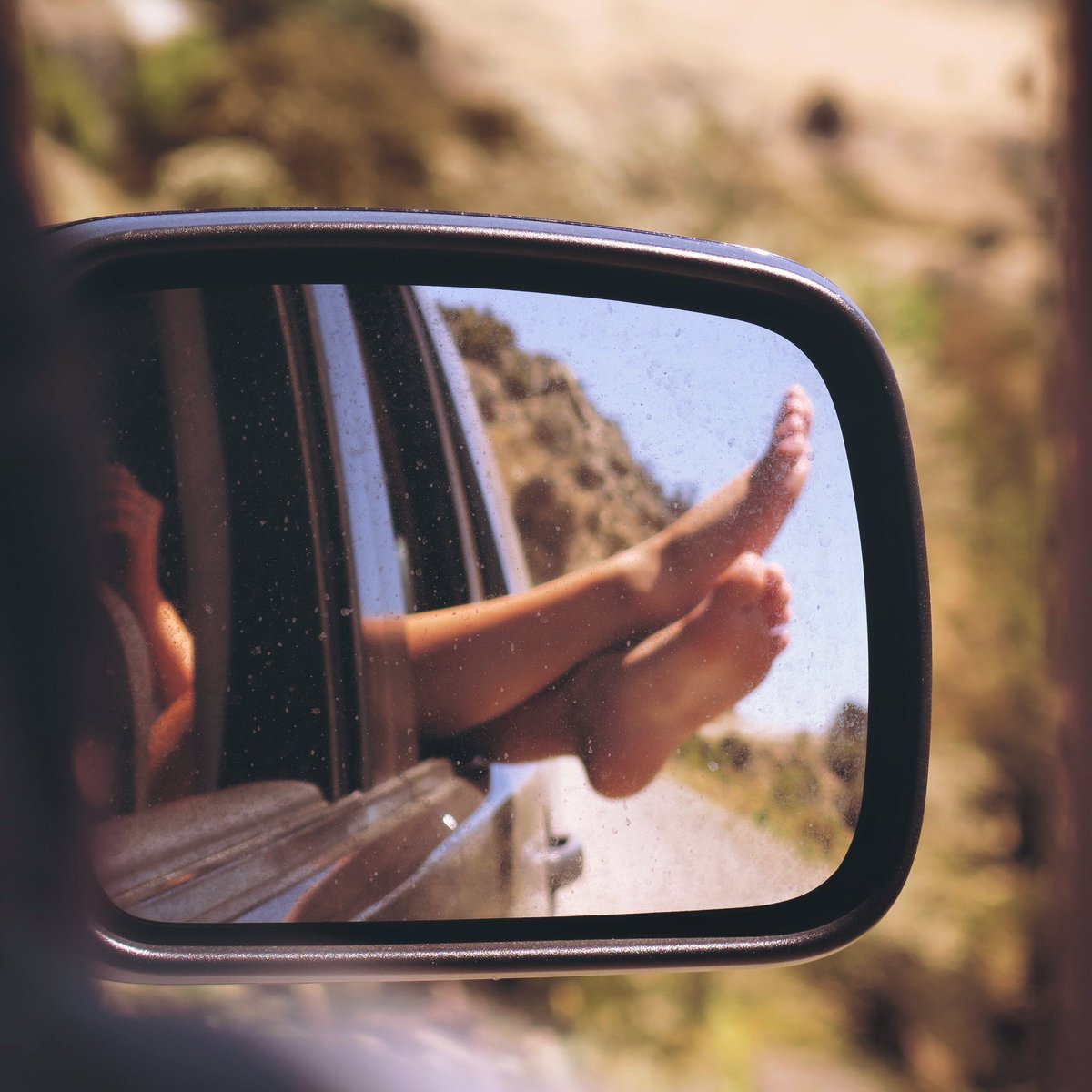 DRiVR_App's tweet photo. #fridayfeeling Where will the #weekend take you? 🛣 #wrek #wrekapp https://t.co/q6WnSmL6Yw
