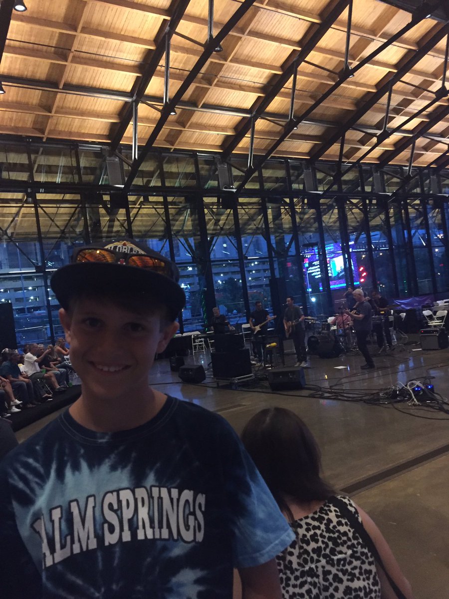 punkin227's tweet photo. #rvatechjam what's inure wallet ? https://t.co/VyBi2E2wcU