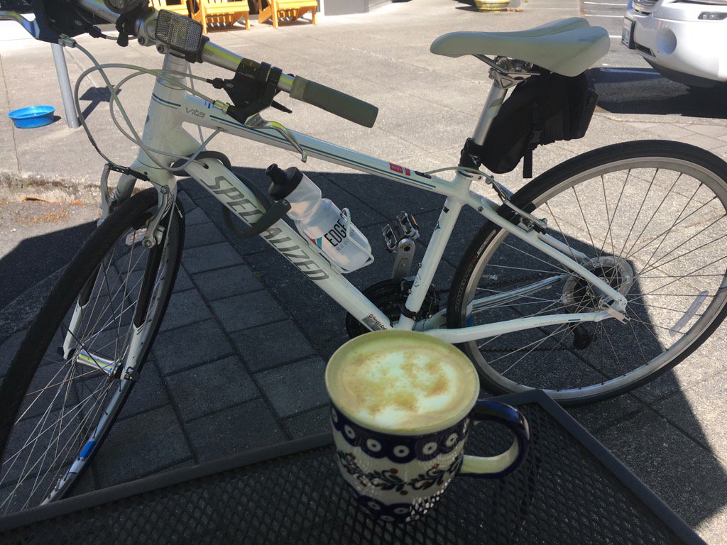 LByronSeattle's tweet photo. Summer bike ride. First stop coffee! #caffeinenow https://t.co/JsiTPCLfW6