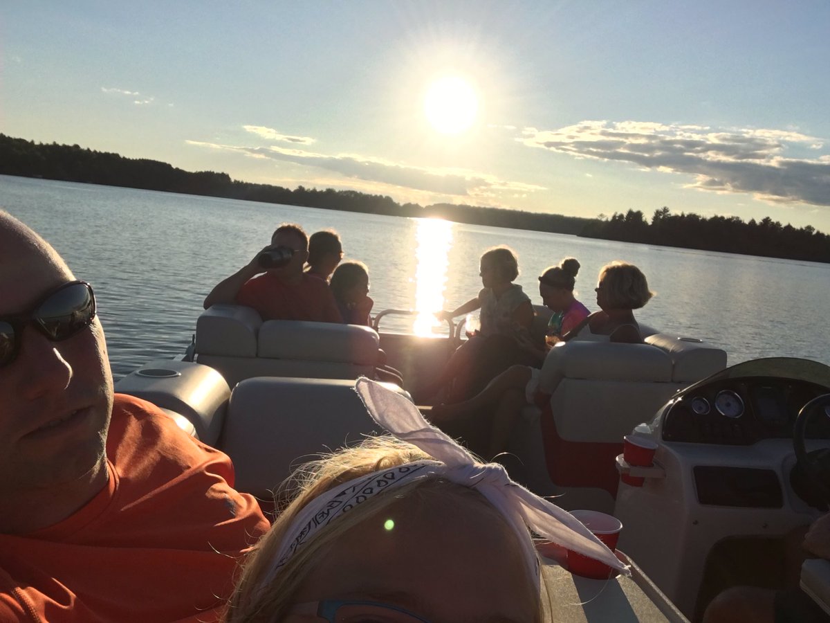 MR_JAGLER_LV's tweet image. No better way to end an awesome day! #ThreeLakes