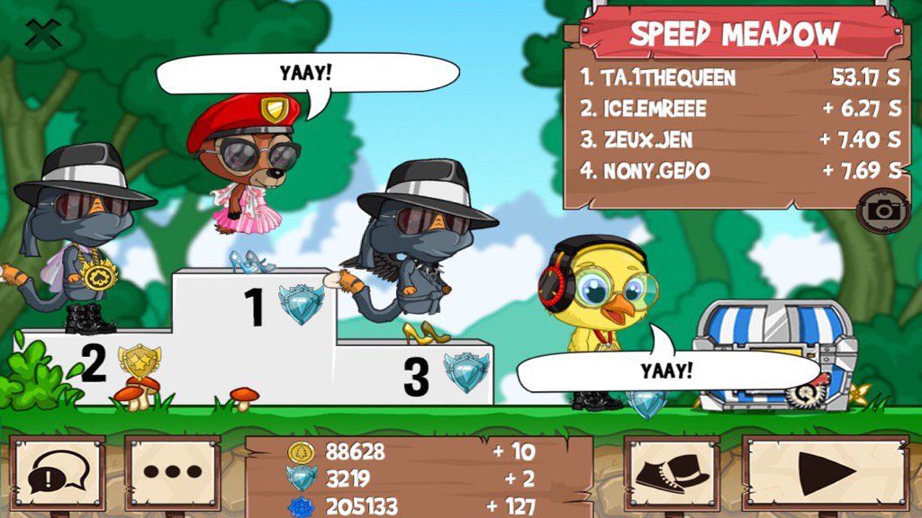gedo_90's tweet photo. Having a blast @ #funrun2 #1TheQueen #Emreee #Jen https://t.co/BeoF53KMuv