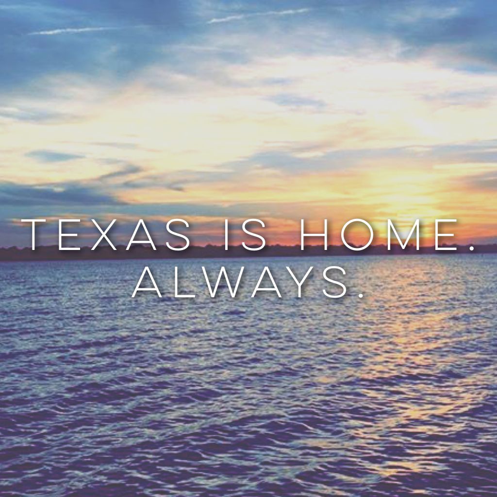 TexasHumor's tweet photo. Nowhere else I'd rather be ❤️ https://t.co/eFr4OtkTmV