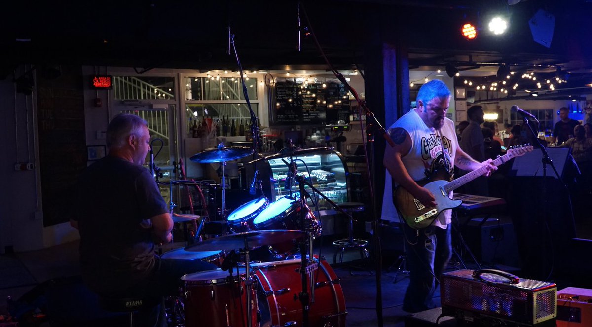 imurjraleigh's tweet photo. Clap Monkey is performing NOW for the @SPARKconner benefitPALOOZA! $10 donation &amp; all proceeds go to artSPARK, musicSPARK, &amp; litSPARK! https://t.co/Xxyp70Flu7