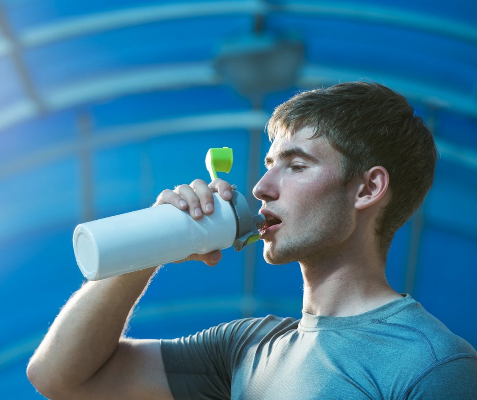 SonicSole's tweet photo. #RunningTip: The importance of hydration https://t.co/6CQY5ZWj0s #StayHydrated #keephydrated #fitnessrunningtips https://t.co/NL7XLZx8BP