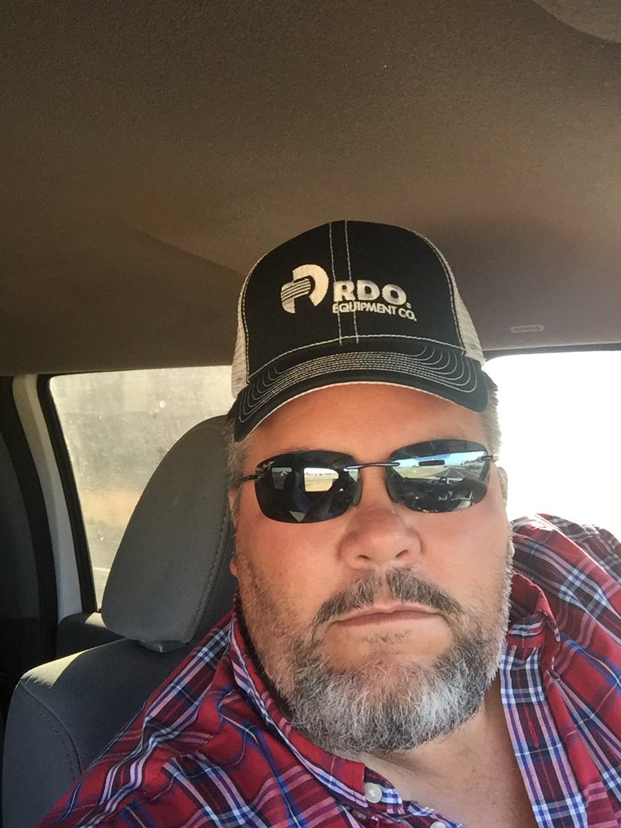 RobGalyen's tweet photo. Hey @kdinvestors , why do #Drylandfarmers have such small heads? https://t.co/pyJz0OH2Us