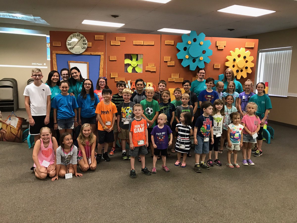 cwoolman06's tweet photo. Had an amazing time teaching these kiddos this week! #makerfunfactoryvbs #onceateacheralwaysateacher https://t.co/jrjU5lOaKU