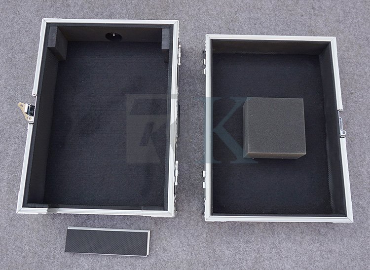 DJ Case 
Case Model: RKCDJ2000NXS2
DJ Model: Pioneer Electronics CDJ-2000NXS2
Luke Zhang: sales@chinaflightcases.com