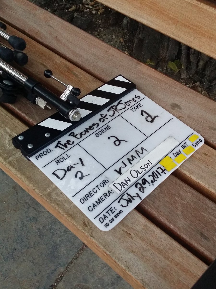 WMeridianMedia's tweet photo. Filming at our favourite place on the island during #CFMF2017, 'The Point' with the incredible @bonesofjrjones
#FolkInTheField https://t.co/RJVerFiVqQ