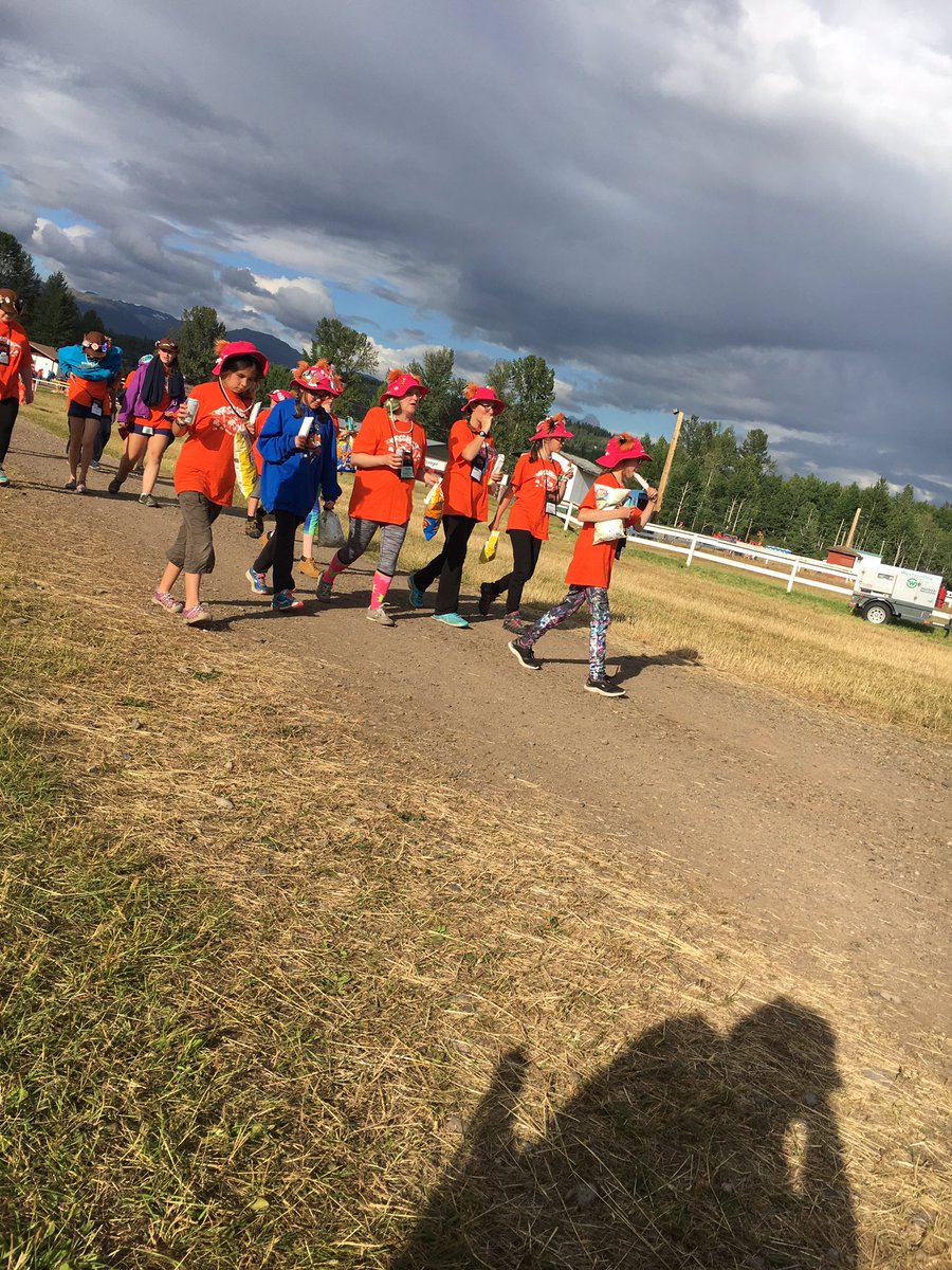 GGCSOARBC's tweet photo. Everyone is heading down for closing ceremony at #soarbc! https://t.co/M75ccQ2ewg