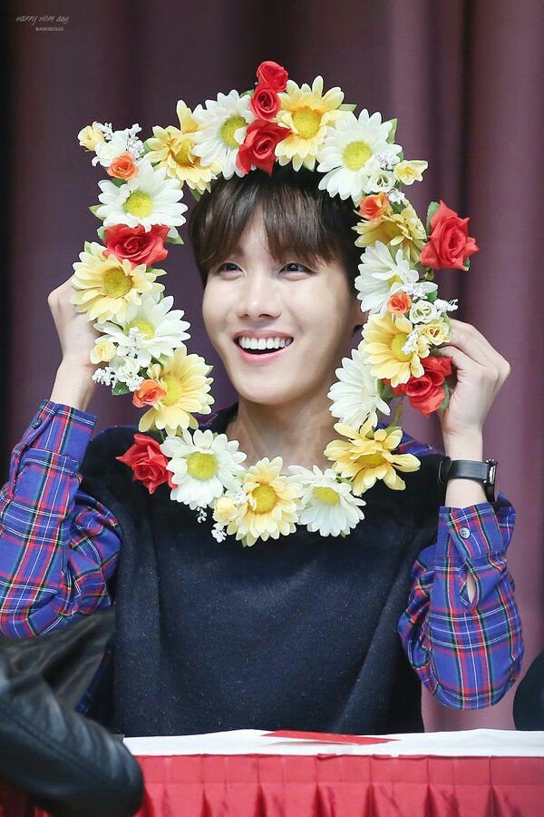 BTS Being Cute on Twitter "JHOPE 🌸…