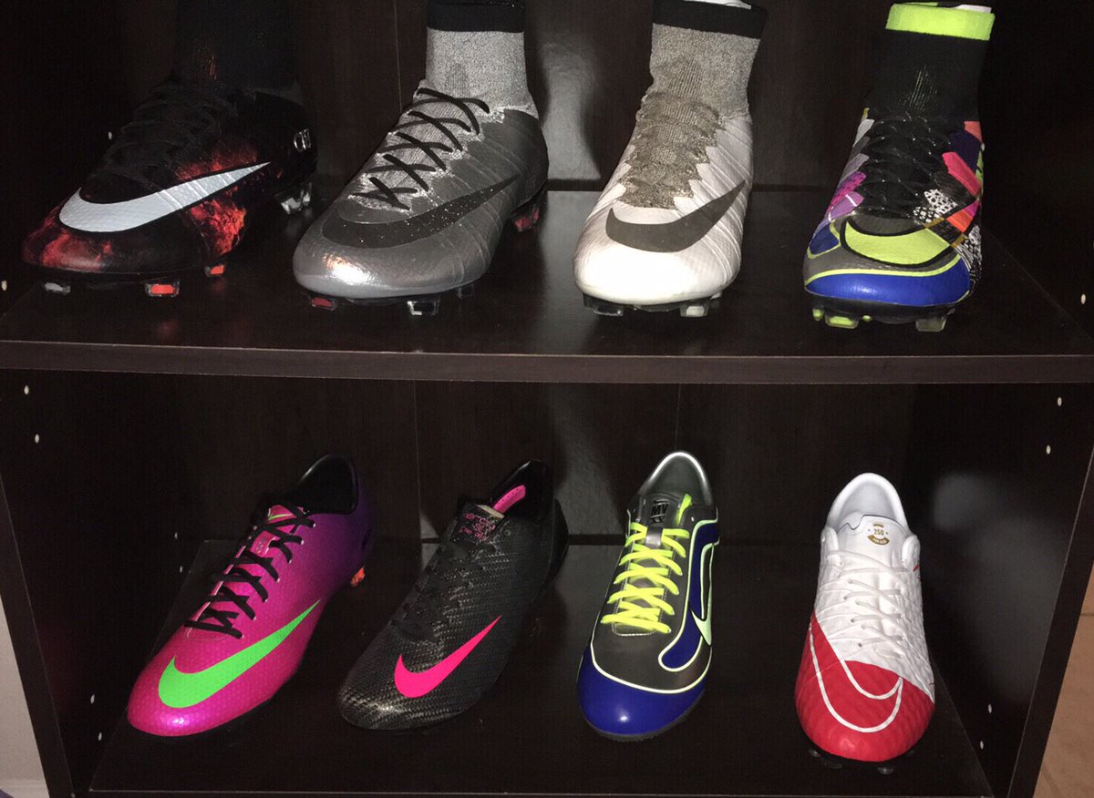 B_FreeMan7's tweet photo. Alright, I'm ready to admit it might be getting a bit excessive @nikesoccer #collector @WayneRooney #Mercurial #BootNerd https://t.co/AWSM2WtD2P