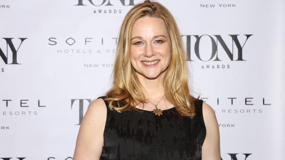 Laura Linney will be honored at <a href="/ShakespeareinDC/">Shakespeare Theatre Company</a>'s 10th anniversary gala! bit.ly/Laura-Linney-S…