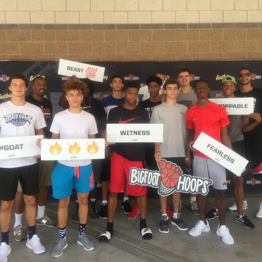 motaylorelite's tweet photo. Bracket play starts tomorrow 9:05 at Arbor View HS vs the Dallas Seawolves. #BigFootHoops @brianparadis #motaylorelite @RcsSports https://t.co/H50kt1BYI1
