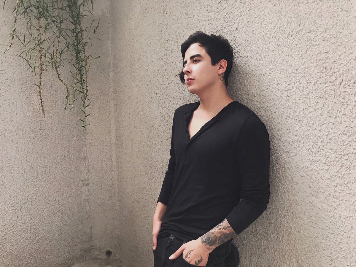 SoyDonovan's tweet photo. 🌿 https://t.co/xdiXW0Ne6C