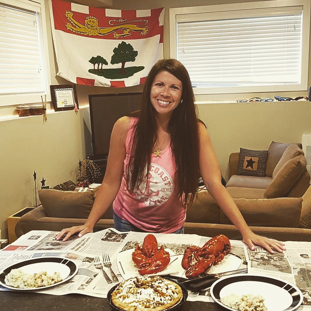nxkimb's tweet photo. Early Birthday Giftโค๏ธ 10 Pounds of Fresh PEI LOBSTERS love my Momma Bear ๐ป #grateful #shesthebest #missingpei https://t.co/wX9rX3OzYL