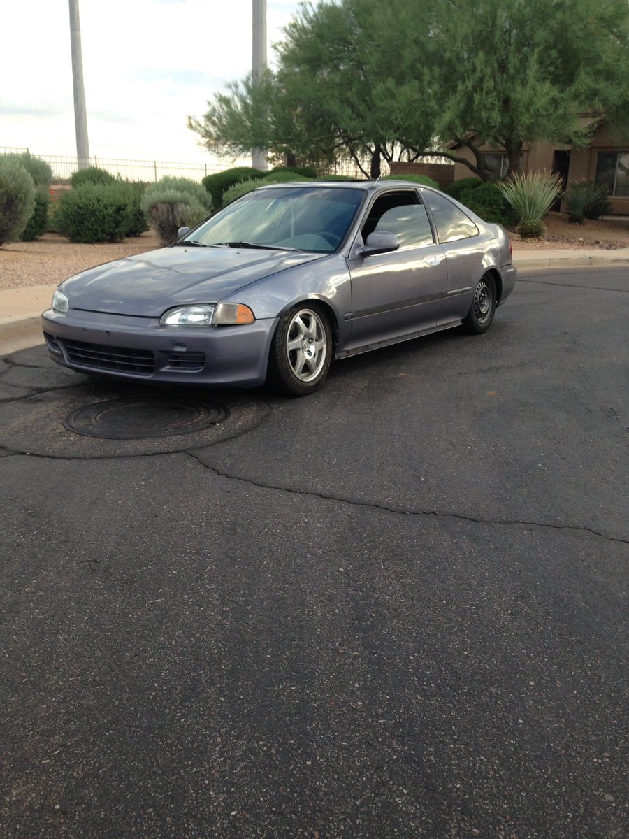 vinn196's tweet photo. #hellabroke https://t.co/ocdSXW4rX9