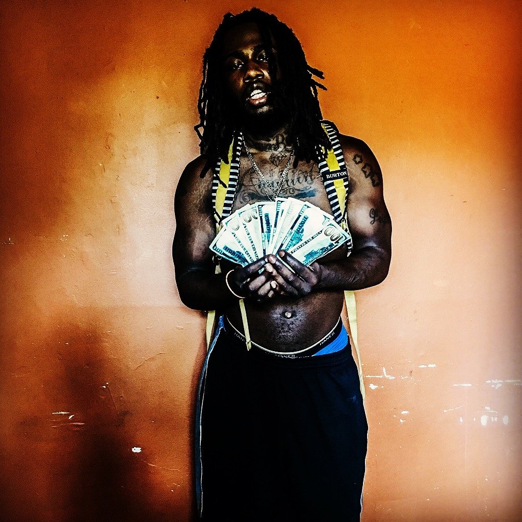 Kingtony995Bby's tweet photo. Fuck people's opinions & wah they think! Run dat bag up & keep grinding Holmes #successisthekey https://t.co/X3YWEkxv0E