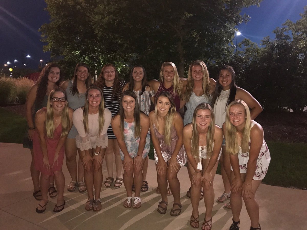 Yep, those are our softball girls.