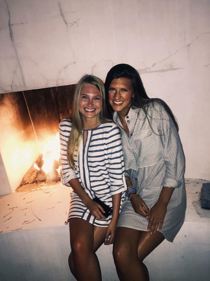 brinley_e's tweet photo. Happy birthday to my forever friend @ilakate 🎈 I love you always 💕 thankful for all of our fun memories! #takemypic #bestiesammich https://t.co/T22f9MNX6o