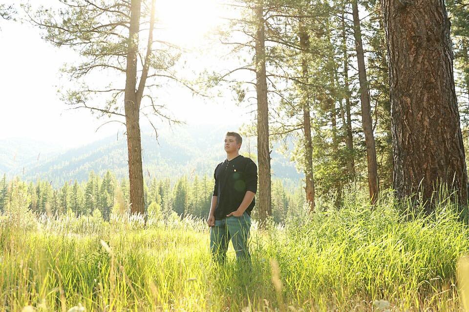 TannerGreene75's tweet photo. My modeling career didn't take off so I had to get a job🤷🏽‍♂️ https://t.co/Jr9KNabANS