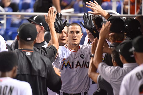 Realmuto homers, knocks in 3 in Marlins' 7-4 win over Reds bit.ly/2uKFtEE https://t.co/6G6HfydoiQ