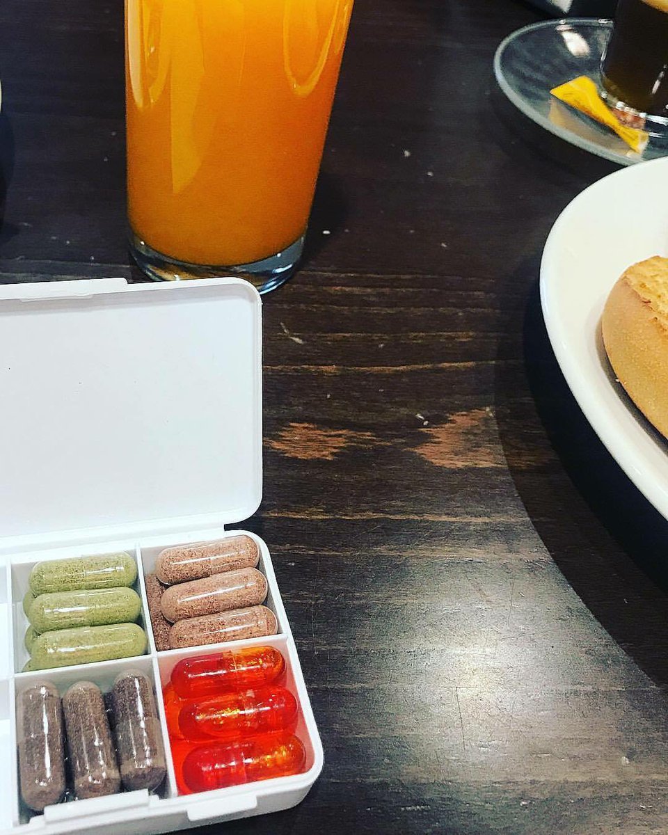 ¡Empezar el día de la mejor manera! Nutriendo tu #alimentación. ¿Quién se apunta? diseñatuvida.com
#♥️#estilodevida #vitaminas