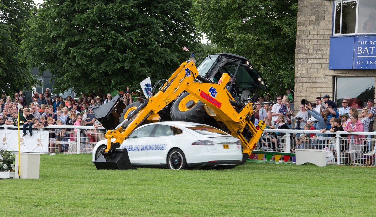 BathandWest's tweet photo. Who saw The Diggerland JCB Stunt Display Team at this year's Show? #RBW17 https://t.co/199ZDn2fKT