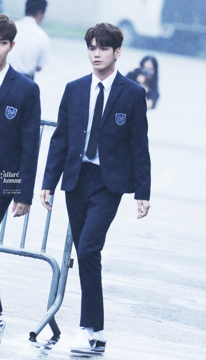 yourbananamilk_'s tweet photo. คือนายแบบก็หล่ออะ แล้วบ้านแฟนไซต์ก็ถ่ายรูปสวยแทบทุกบ้านอะ โอ้โหหหหหหฟามคุณภาพอะ โคตรดี แล้วนี้ก็เก็บรูปสนุกเลยจ้าาา https://t.co/5mr9BDOMnn
